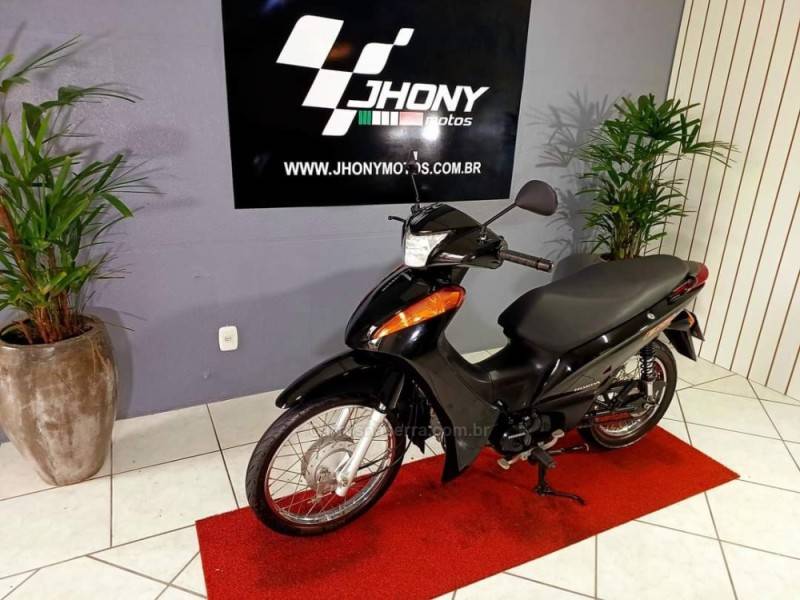 HONDA - BIZ 100 - 2014/2014 - Preta - R$ 9.300,00