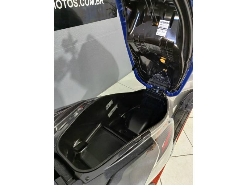 HONDA - PCX - 2021/2021 - Azul - R$ 17.500,00