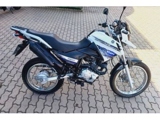 YAMAHA - XTZ 150 - 2015/2015 - Branca - R$ 14.800,00
