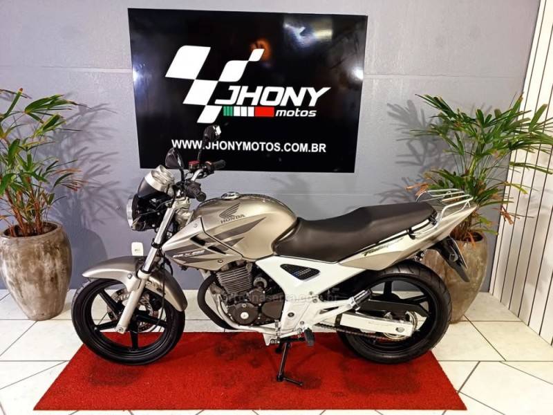 HONDA - CBX 250 TWISTER - 2008/2008 - Cinza - R$ 9.900,00