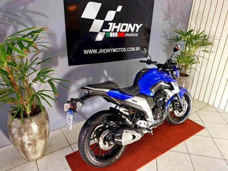 YAMAHA - FAZER - 2020/2020 - Azul - R$ 20.500,00