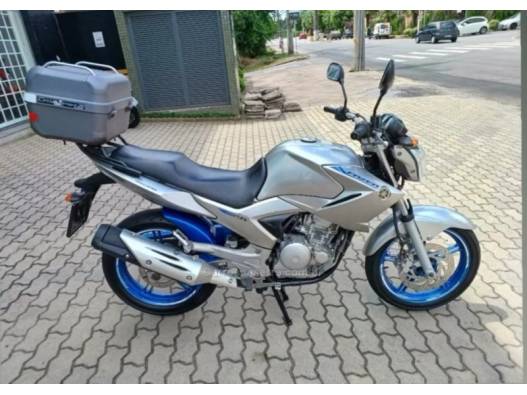 YAMAHA - FAZER - 2013/2013 - Prata - R$ 14.800,00