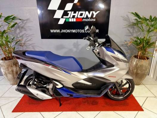HONDA - PCX - 2021/2021 - Azul - R$ 17.500,00