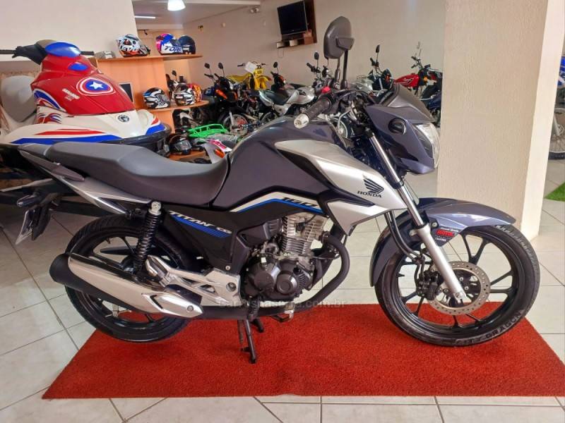 HONDA - CG 160 - 2022/2022 - Cinza - R$ 17.900,00