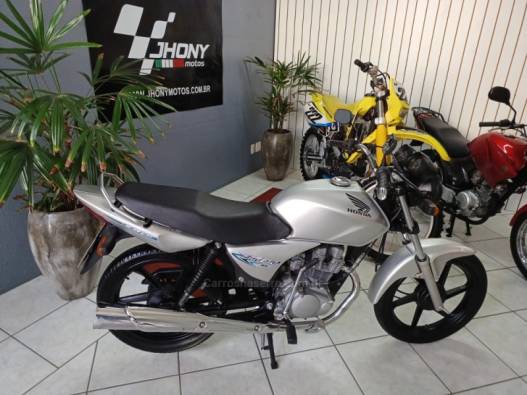 HONDA - CG 150 - 2007/2007 - Prata - R$ 8.000,00