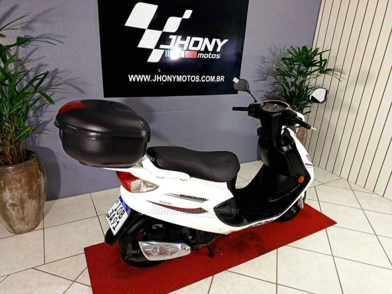 SUZUKI - BURGMAN - 2008/2008 - Branca - R$ 7.900,00