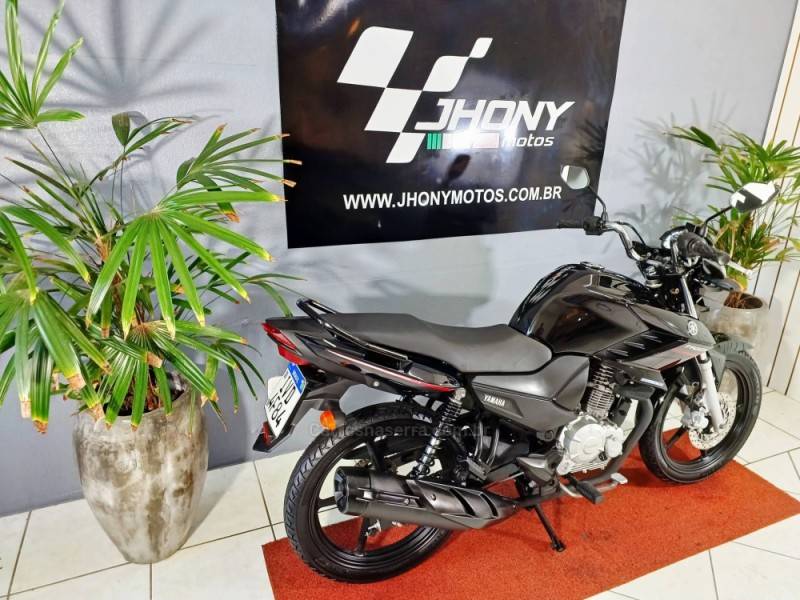 YAMAHA - FAZER - 2014/2014 - Preta - R$ 12.900,00