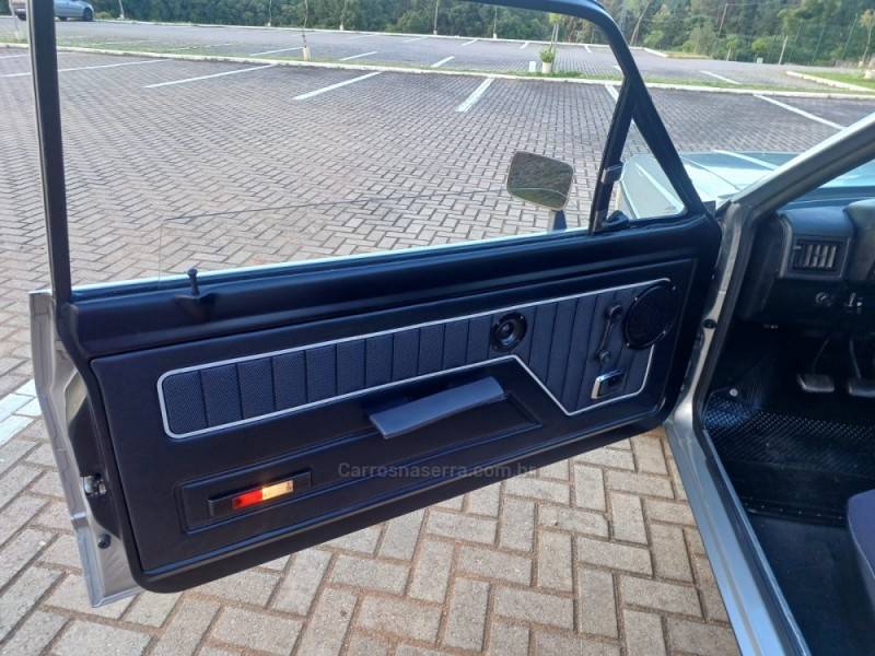 FORD - CORCEL II - 1979/1979 - Prata - R$ 39.000,00