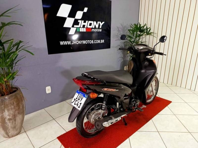 HONDA - BIZ 100 - 2014/2014 - Preta - R$ 9.300,00