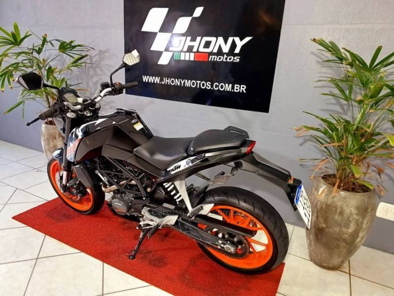 KTM - DUKE - 2019/2019 - Preta - R$ 17.500,00