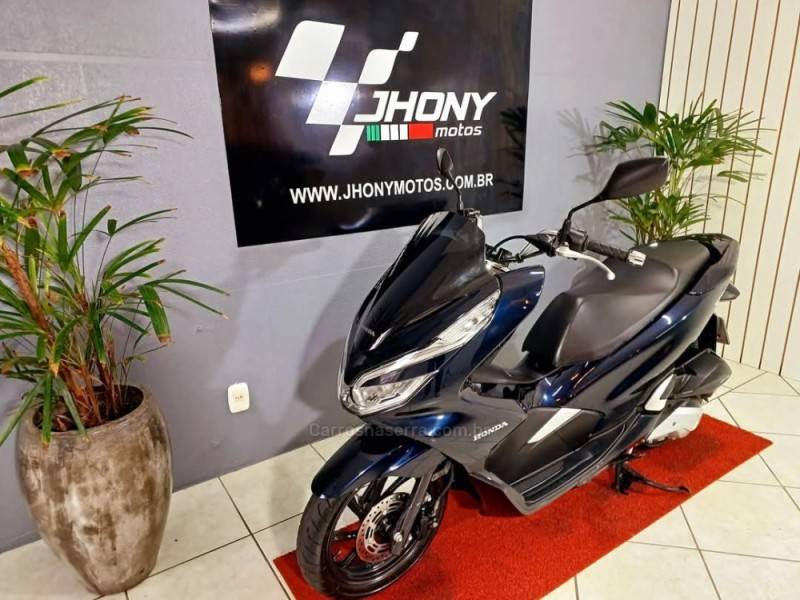 HONDA - PCX - 2019/2019 - Azul - R$ 15.900,00