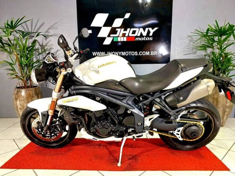 TRIUMPH - SPEED TRIPLE - 2014/2014 - Branca - R$ 34.900,00