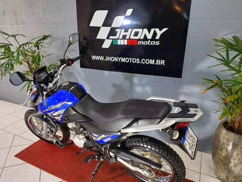 YAMAHA - XTZ - 2017/2017 - Azul - R$ 15.800,00