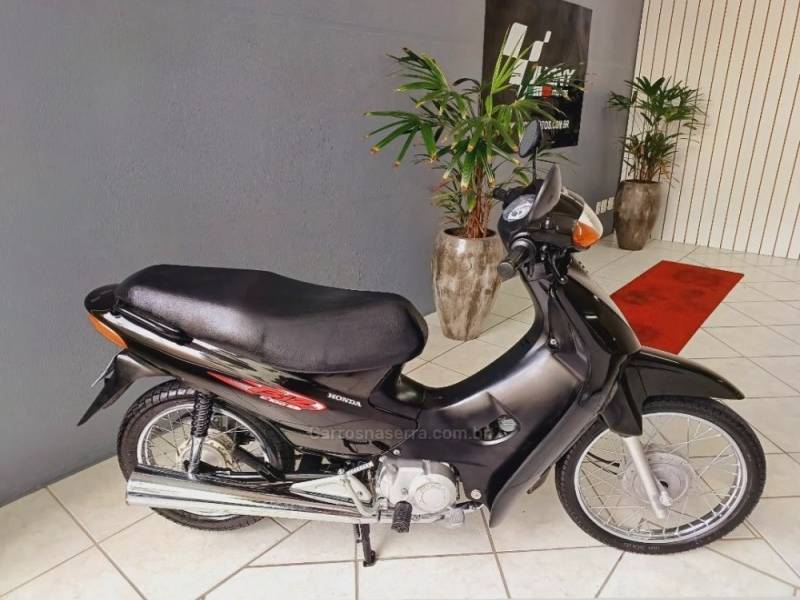 HONDA - BIZ 100 - 2005/2005 - Preta - R$ 6.990,00