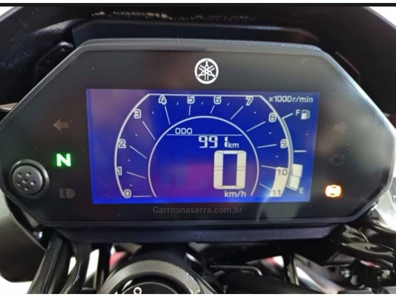 YAMAHA - FAZER - 2025/2025 - Vermelha - R$ 26.500,00
