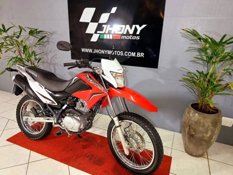 HONDA - NXR 150 - 2014/2014 - Vermelha - R$ 13.900,00