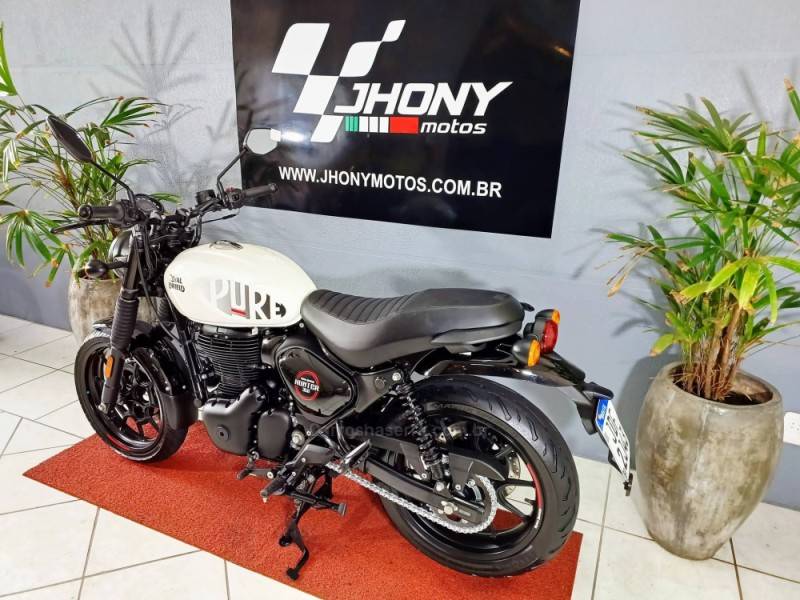 ROYAL ENFIELD - HUNTER - 2025/2025 - Branca - R$ 18.500,00