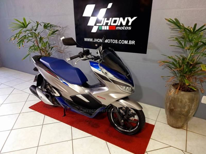HONDA - PCX - 2021/2021 - Azul - R$ 17.500,00