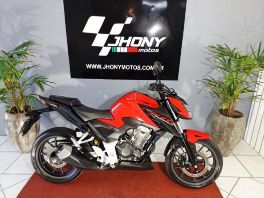 HONDA - CB 300F TWISTER - 2023/2023 - Vermelha - R$ 24.900,00